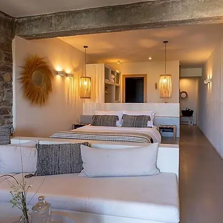 Seesoo Beachfront Luxury Hideaway 4* Parikia (Paros)