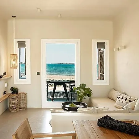 Seesoo Beachfront Luxury Hideaway 4* Parikia (Paros)